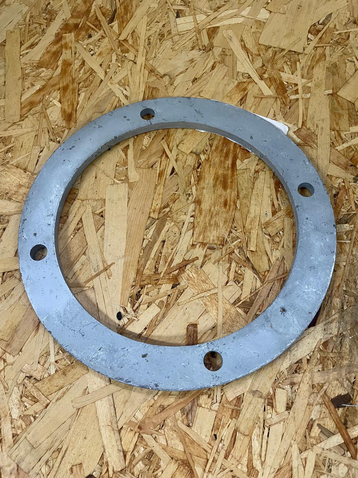 Flansch verzinkt 140 x 5" / 166mm / 210mm BL23184 Flansch verzinkt 140 x 5" / 166mm / 210mm