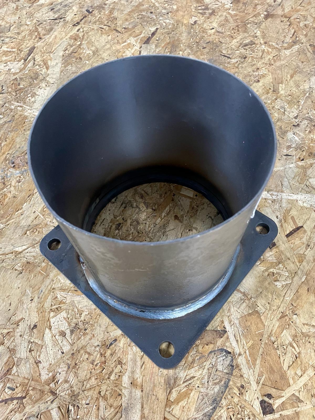 Flansch mit Rohrstutzen 200mm / 8" BL18105 Flansch mit Rohrstutzen 200mm / 8"