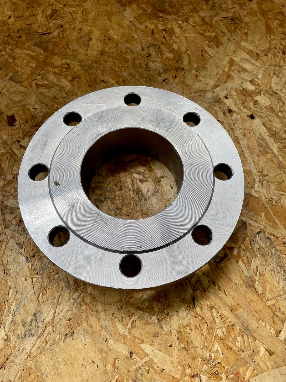 Vorschweißflansch 125 / 210x8 / 133mm - DIN2633 PN16 Vorschweißflansch 125 / 210x8 / 133mm - DIN2633 PN16